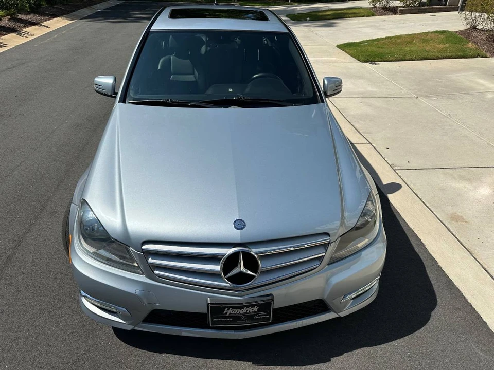 2013 Mercedes-Benz W204 C-Class - Image 8 of 19