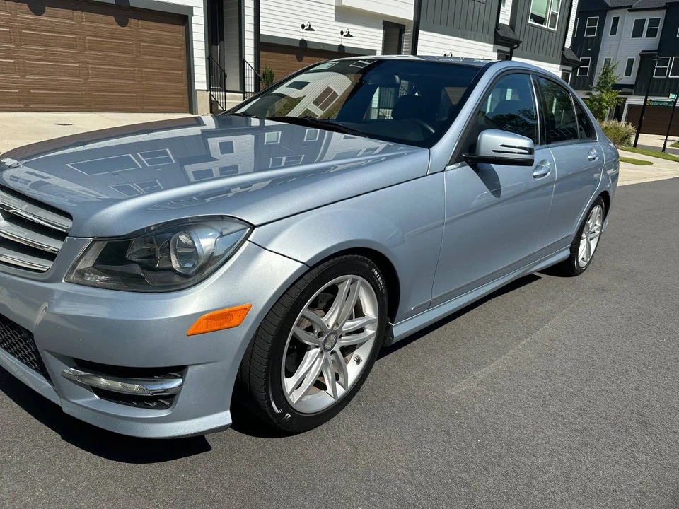 2013 Mercedes-Benz W204 C-Class - Image 7 of 19