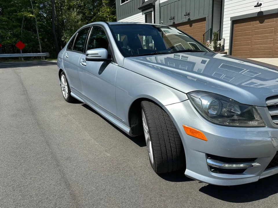 2013 Mercedes-Benz W204 C-Class - Image 6 of 19
