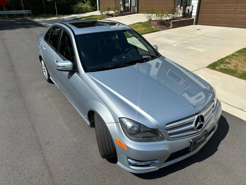 2013 Mercedes-Benz W204 C-Class - Image 3 of 19