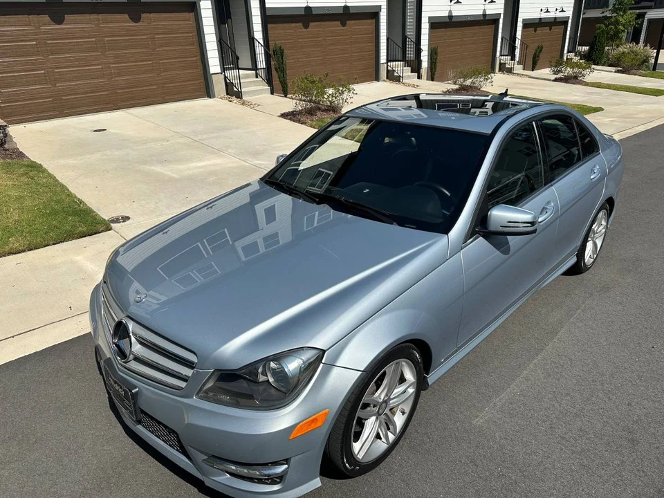2013 Mercedes-Benz W204 C-Class - Image 4 of 19