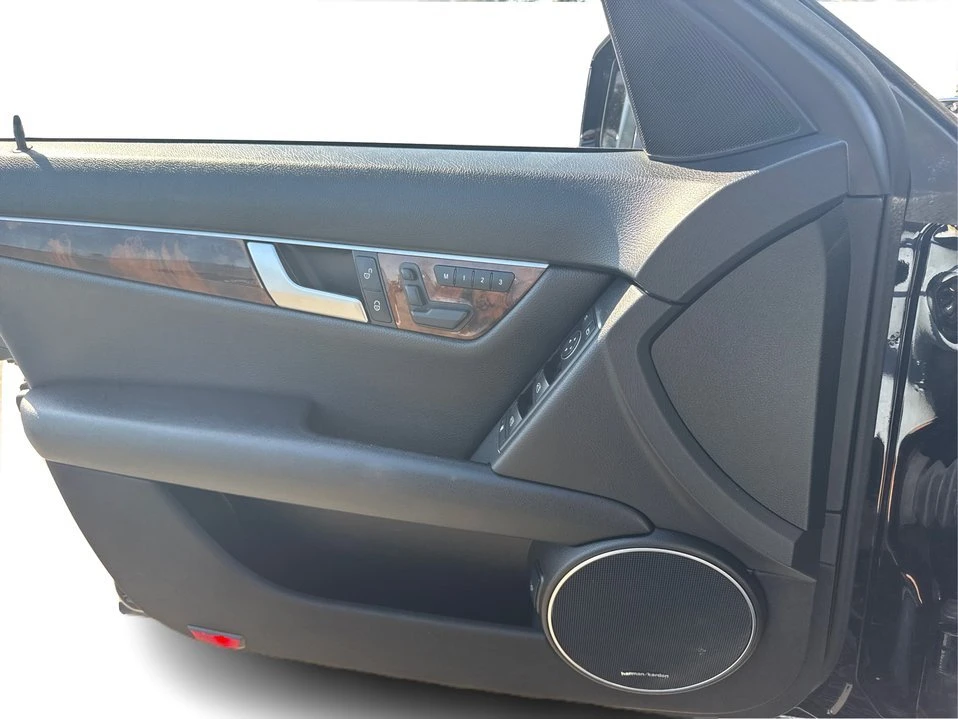 2013 Mercedes-Benz W204 C-Class - Image 19 of 20
