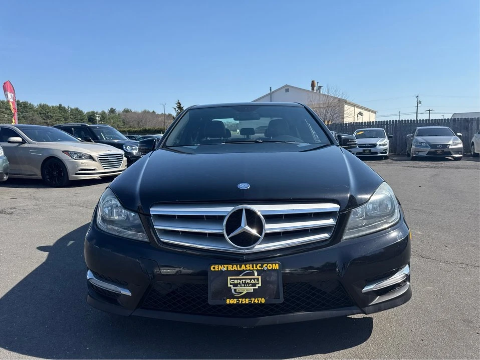 2013 Mercedes-Benz W204 C-Class - Image 2 of 20