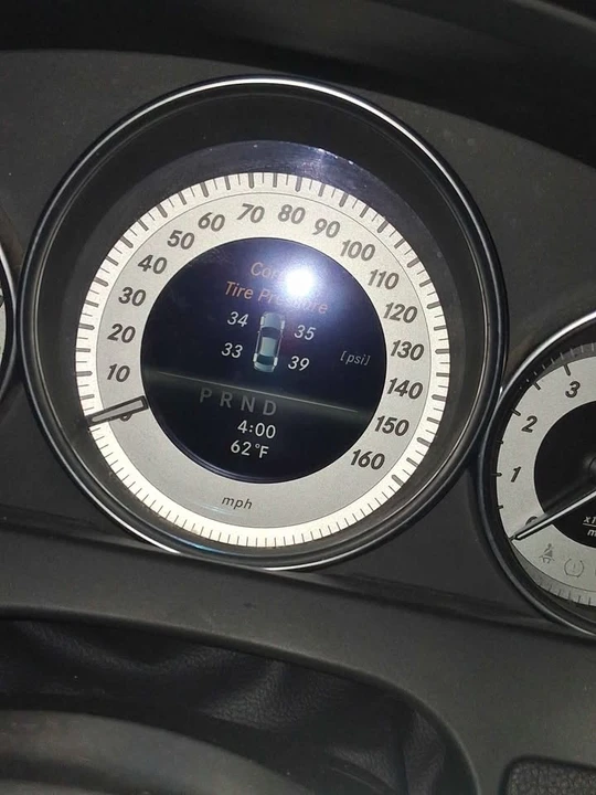 2013 Mercedes-Benz W204 C-Class - Image 2 of 7