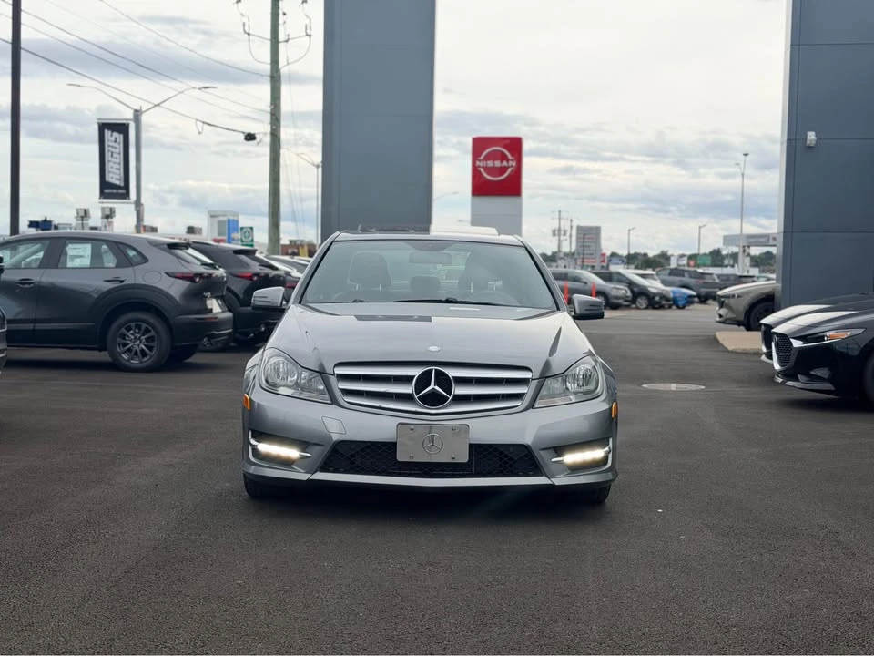 2013 Mercedes-Benz W204 C-Class - Image 2 of 18