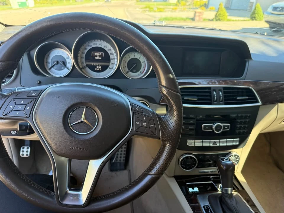 2013 Mercedes-Benz W204 C-Class - Image 7 of 8