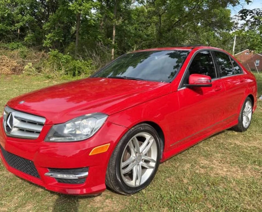 2013 Mercedes-Benz W204 C-Class - Image 2 of 6