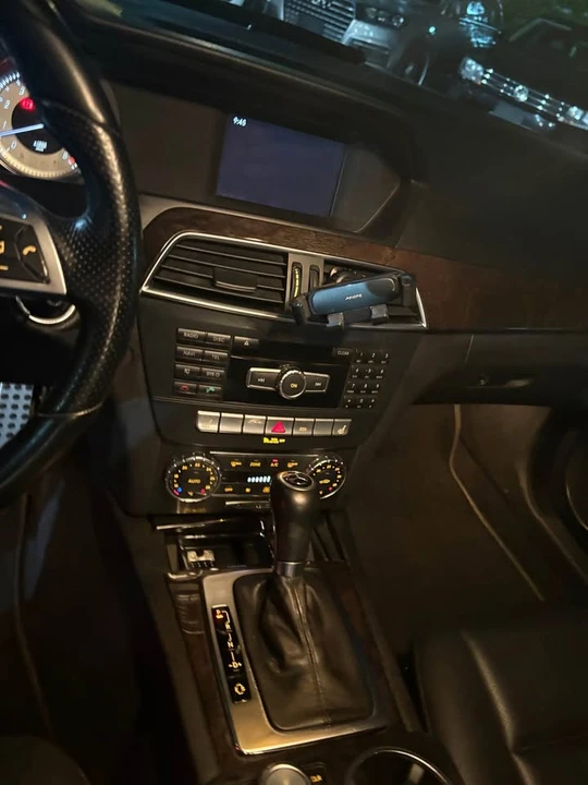 2013 Mercedes-Benz W204 C-Class - Image 15 of 18
