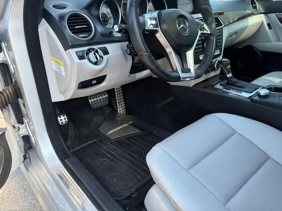 2013 Mercedes-Benz W204 C-Class - Image 11 of 20
