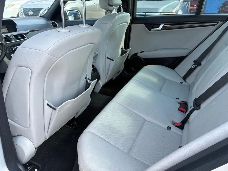 2013 Mercedes-Benz W204 C-Class - Image 16 of 20