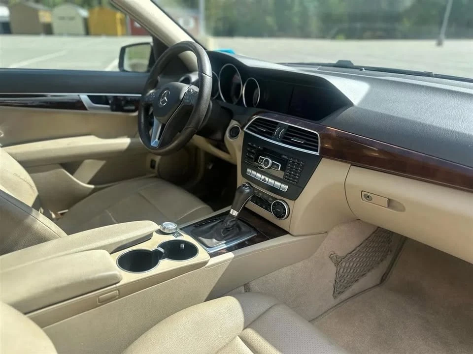 2013 Mercedes-Benz W204 C-Class - Image 8 of 20