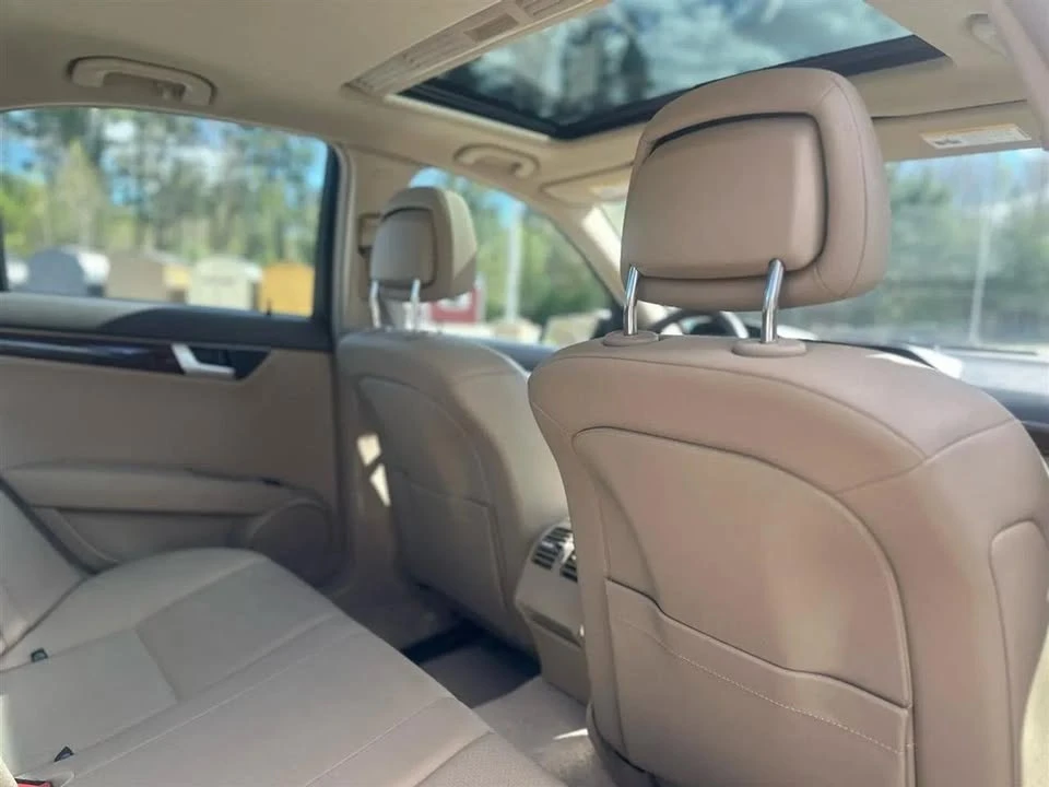2013 Mercedes-Benz W204 C-Class - Image 11 of 20