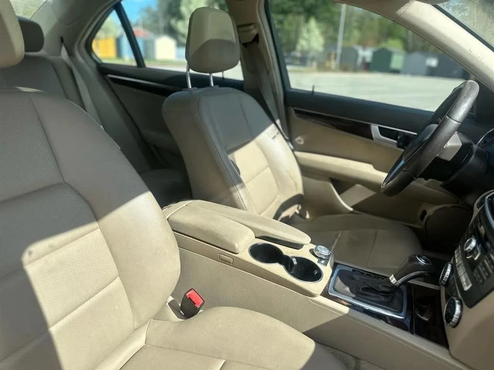 2013 Mercedes-Benz W204 C-Class - Image 9 of 20