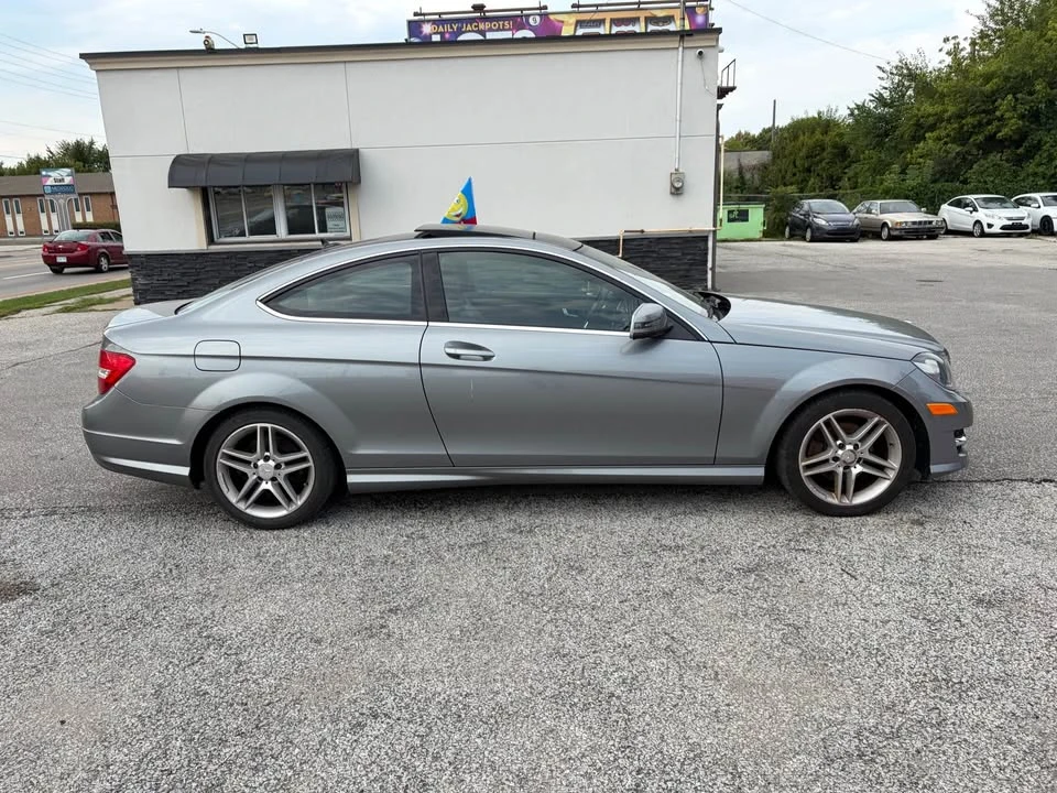 2013 Mercedes-Benz W204 C-Class - Image 4 of 12