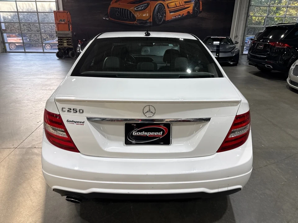 2013 Mercedes-Benz W204 C-Class - Image 6 of 12