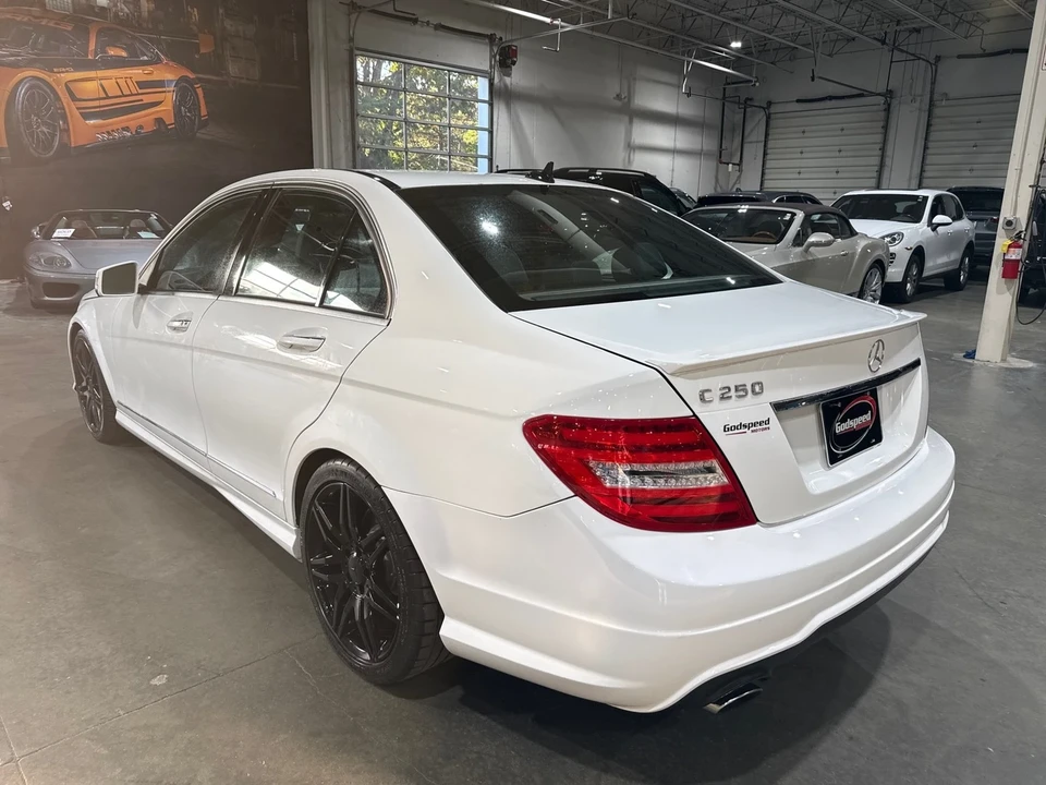 2013 Mercedes-Benz W204 C-Class - Image 3 of 12