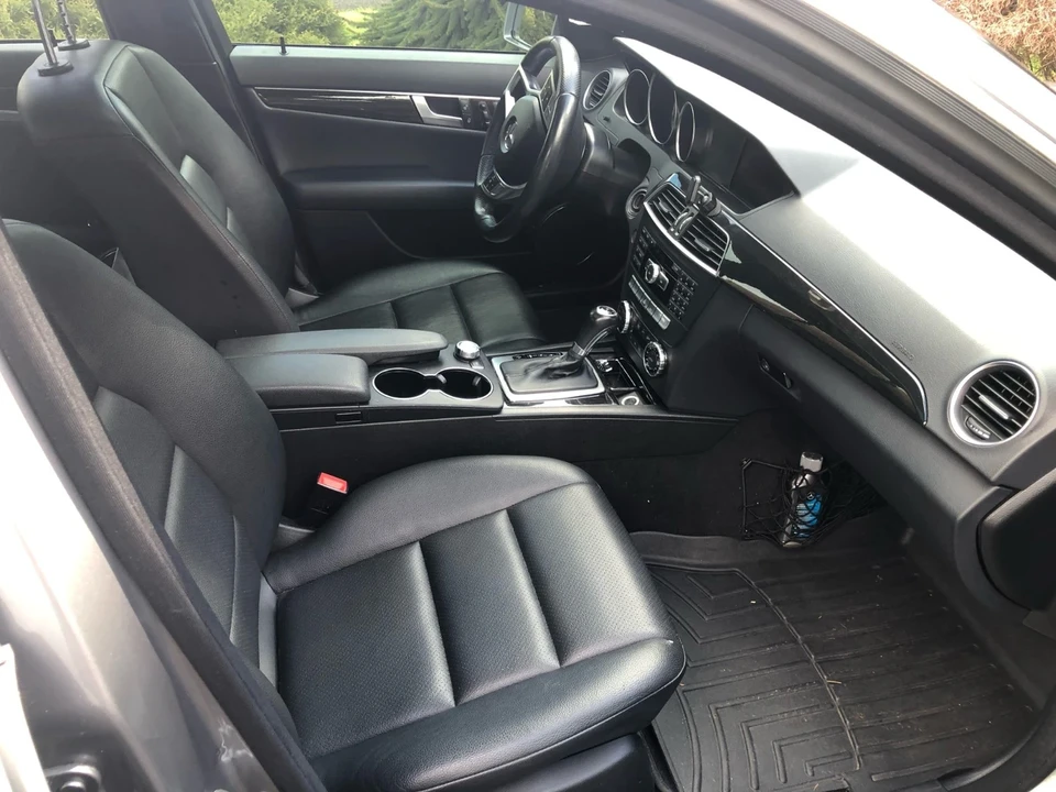2013 Mercedes-Benz W204 C-Class - Image 3 of 15