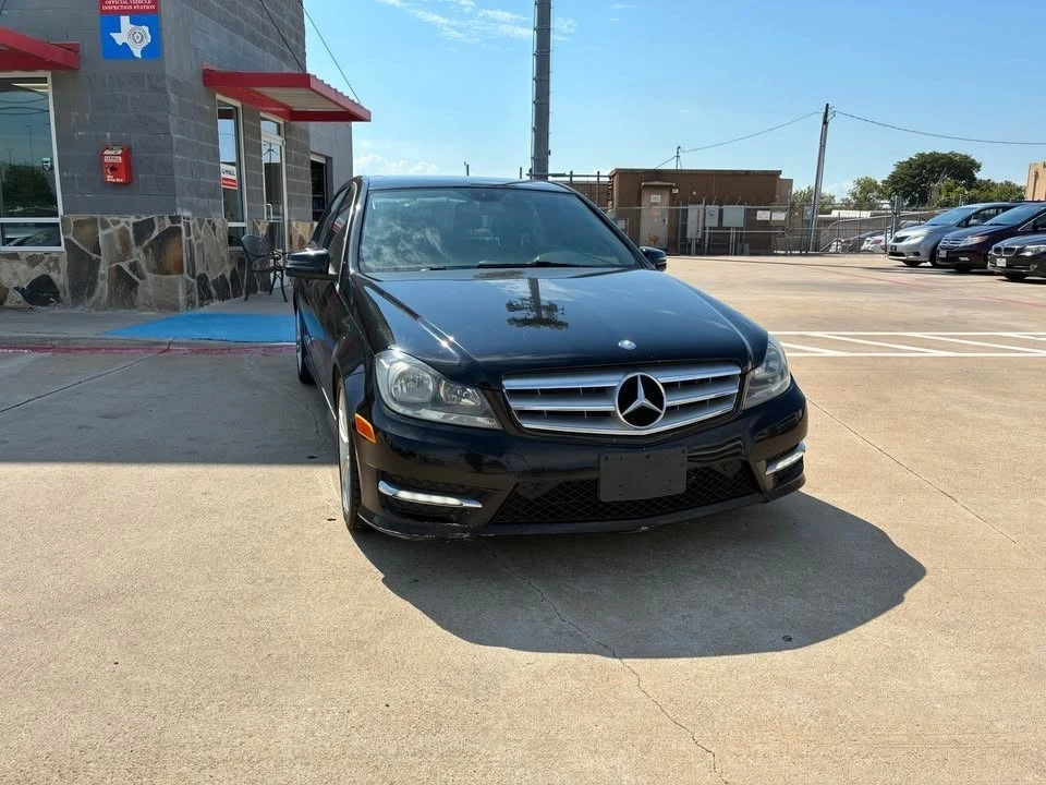 2013 Mercedes-Benz W204 C-Class - Image 3 of 14