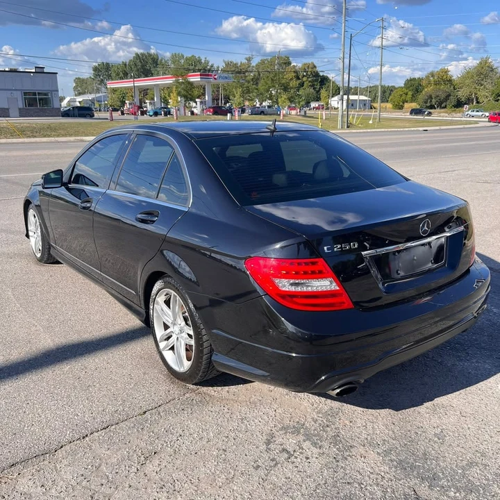 2013 Mercedes-Benz W204 C-Class - Image 7 of 15