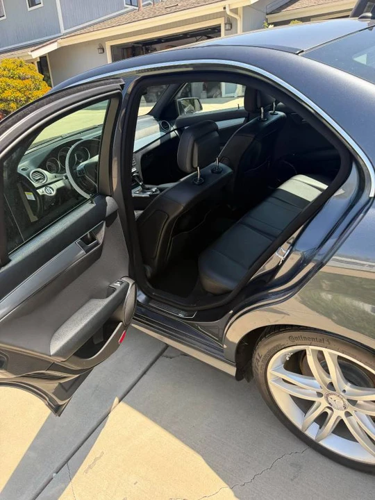 2013 Mercedes-Benz W204 C-Class - Image 10 of 20