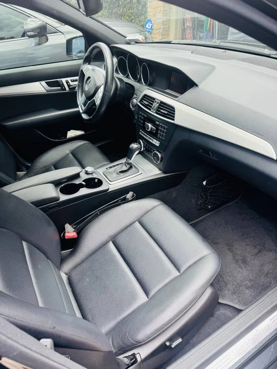 2013 Mercedes-Benz W204 C-Class - Image 5 of 11