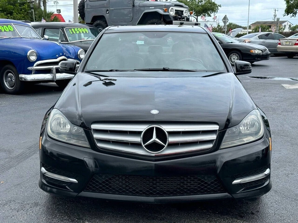2013 Mercedes-Benz W204 C-Class - Image 10 of 12