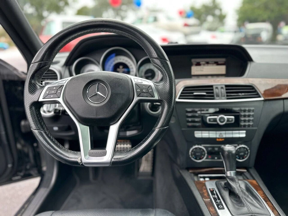 2013 Mercedes-Benz W204 C-Class - Image 17 of 21