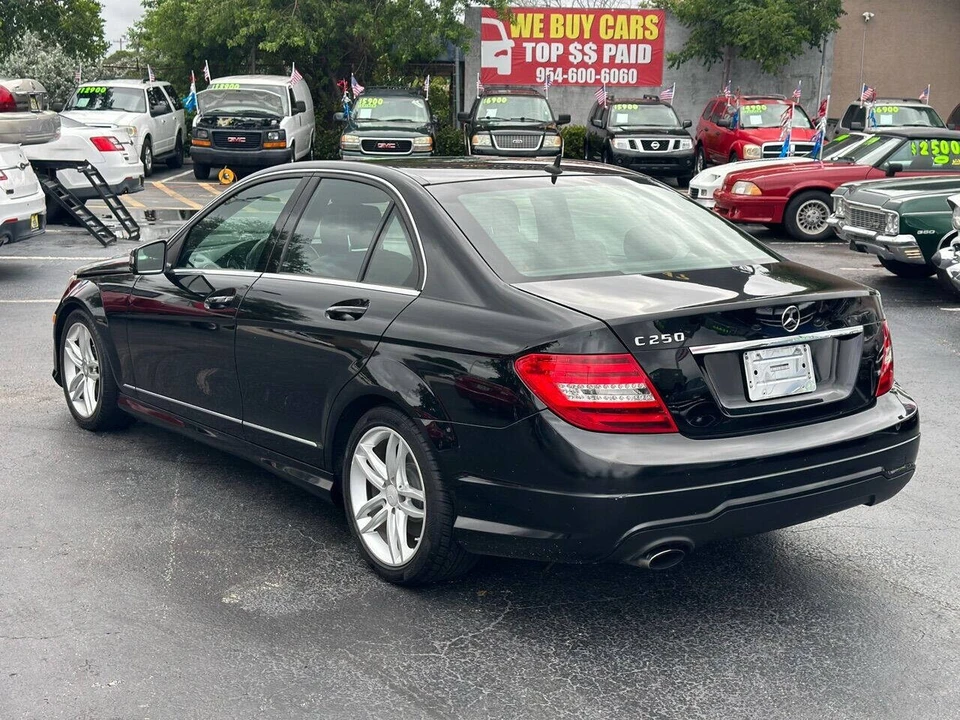 2013 Mercedes-Benz W204 C-Class - Image 4 of 12