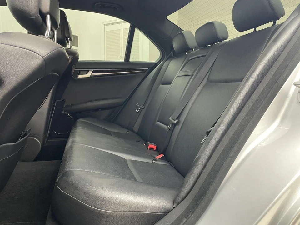 2013 Mercedes-Benz W204 C-Class - Image 13 of 21