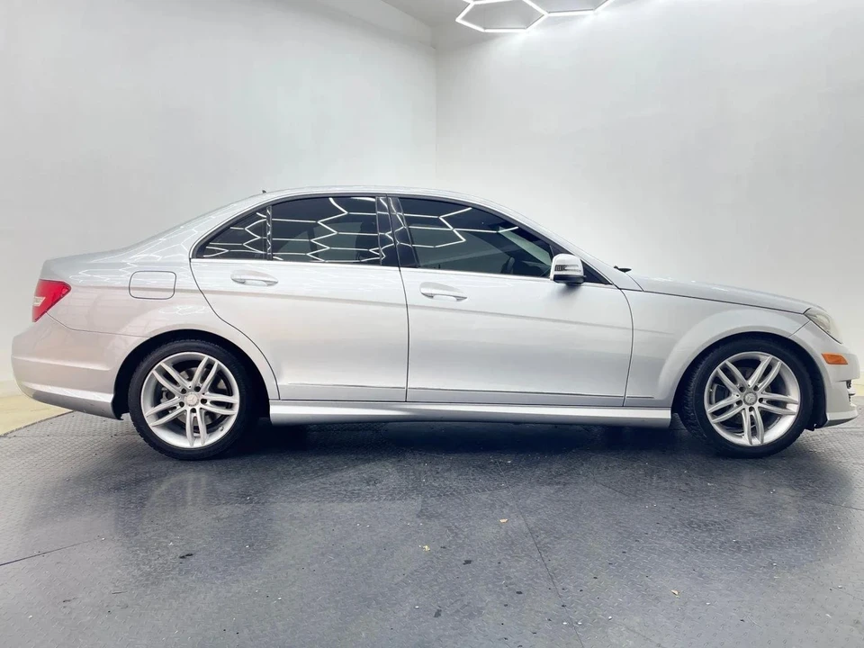 2013 Mercedes-Benz W204 C-Class - Image 3 of 21