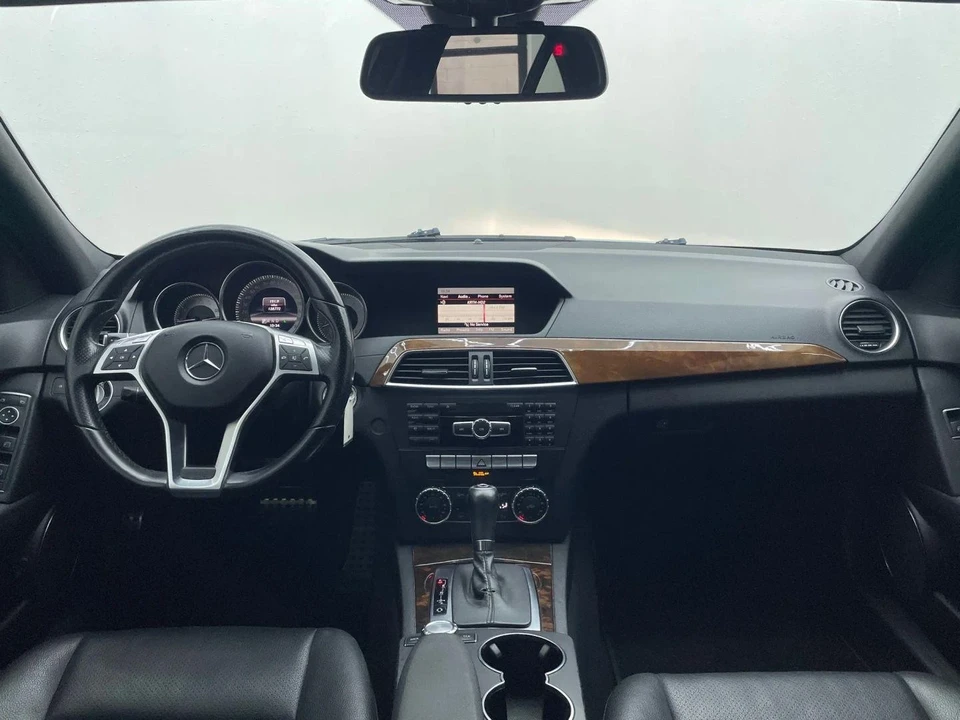 2013 Mercedes-Benz W204 C-Class - Image 14 of 21