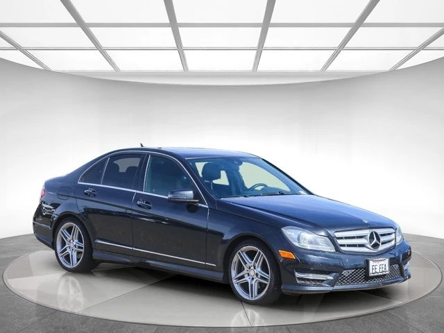 2013 Mercedes-Benz W204 C-Class - Image 4 of 12