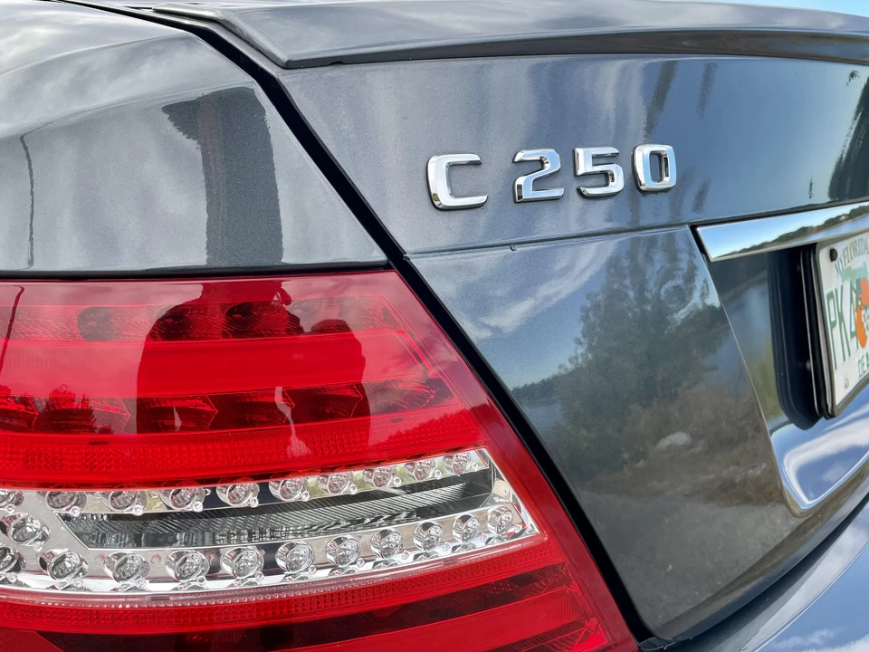 2013 Mercedes-Benz W204 C-Class - Image 28 of 31