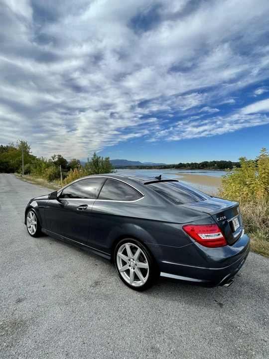 2013 Mercedes-Benz W204 C-Class - Image 11 of 31