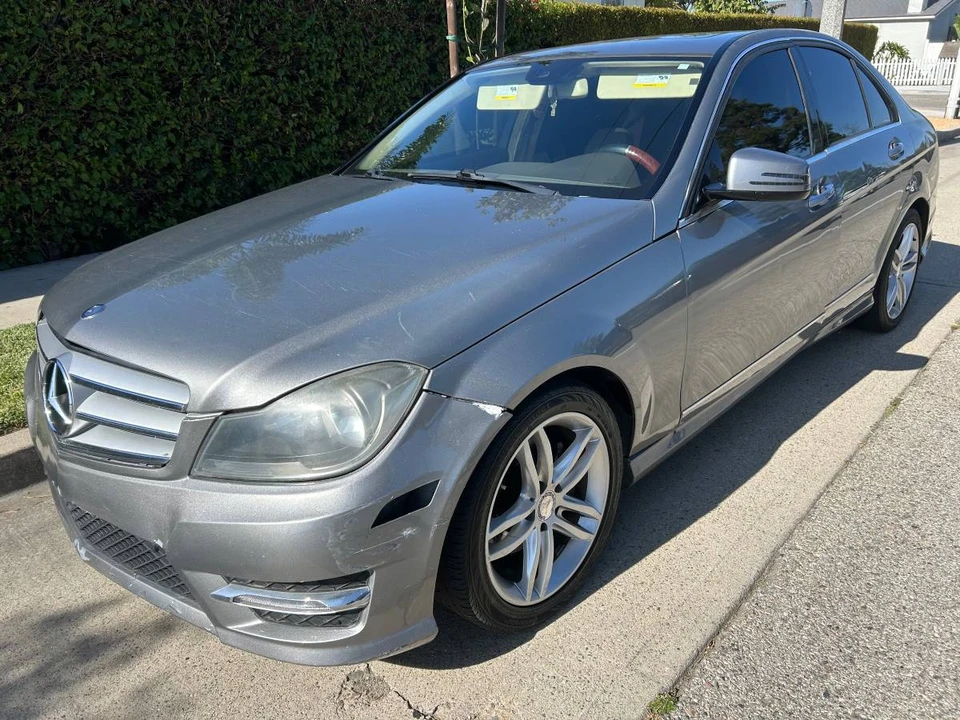 2013 Mercedes-Benz W204 C-Class - Image 4 of 12