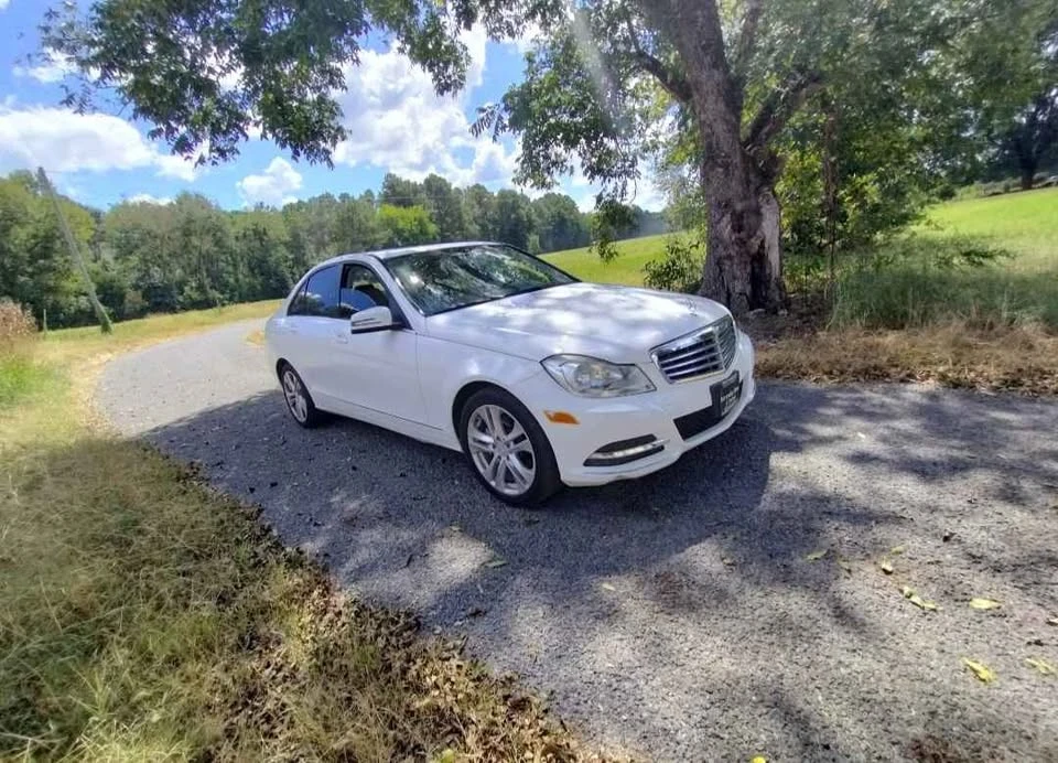 2013 Mercedes-Benz W204 C-Class - Image 3 of 7