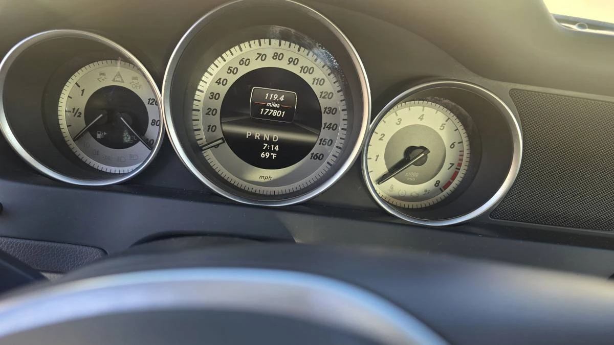 2013 Mercedes-Benz W204 C-Class - Image 10 of 15