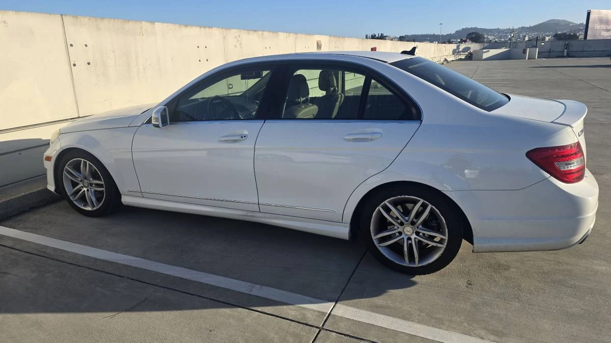2013 Mercedes-Benz W204 C-Class - Image 4 of 15