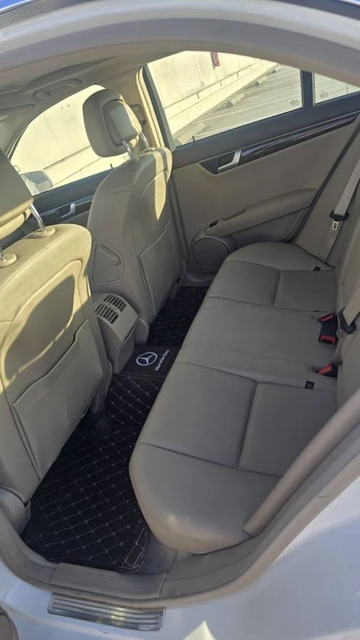 2013 Mercedes-Benz W204 C-Class - Image 11 of 15