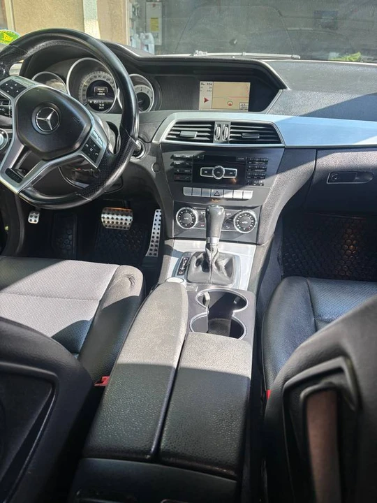 2013 Mercedes-Benz W204 C-Class - Image 7 of 11