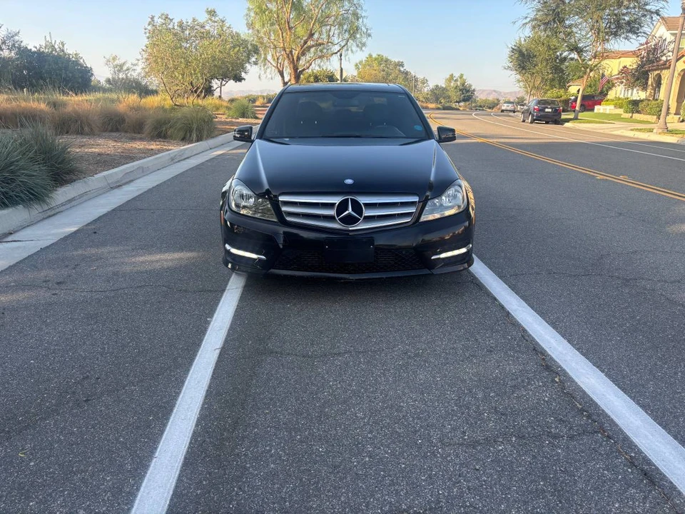2013 Mercedes-Benz W204 C-Class - Image 5 of 11