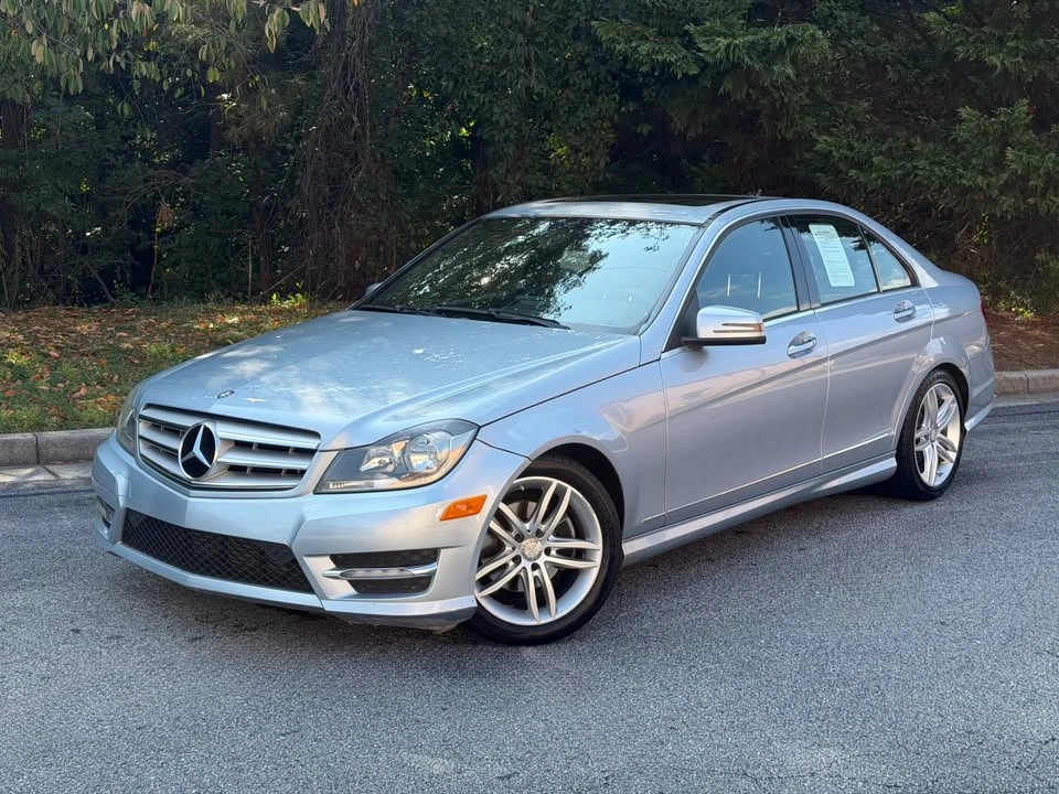 2013 Mercedes-Benz W204 C-Class - Image 2 of 6