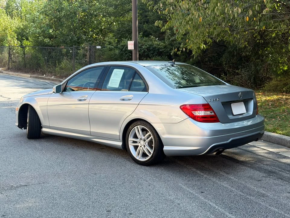 2013 Mercedes-Benz W204 C-Class - Image 4 of 6