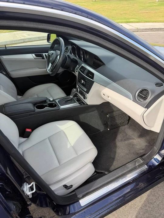 2013 Mercedes-Benz W204 C-Class - Image 8 of 13
