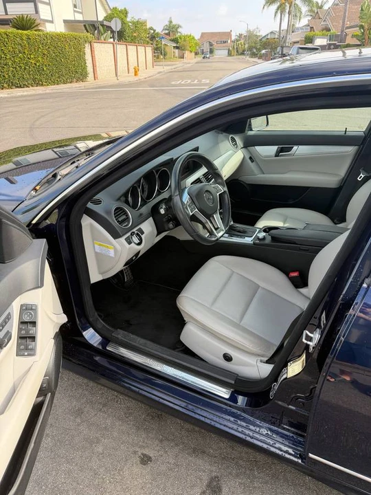 2013 Mercedes-Benz W204 C-Class - Image 6 of 13