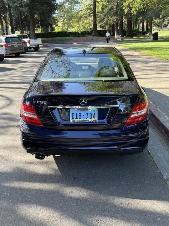 2013 Mercedes-Benz W204 C-Class - Image 27 of 31