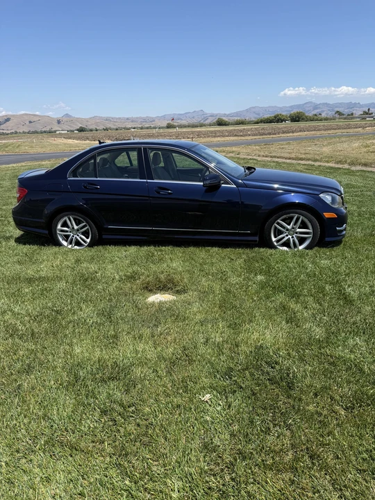 2013 Mercedes-Benz W204 C-Class - Image 14 of 31