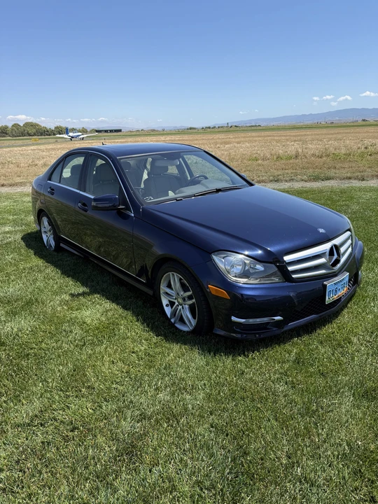 2013 Mercedes-Benz W204 C-Class - Image 11 of 31