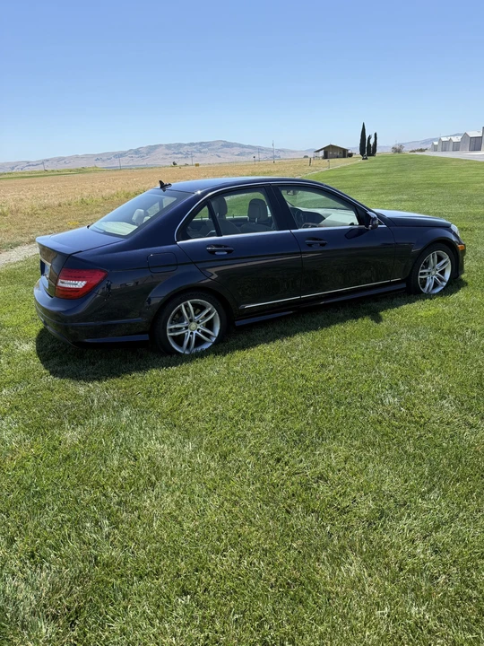2013 Mercedes-Benz W204 C-Class - Image 16 of 31