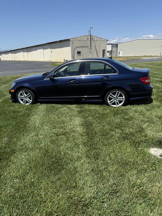 2013 Mercedes-Benz W204 C-Class - Image 24 of 31
